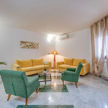 Urso Villa Ugento
